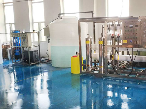 某水性涂料厂纯水系统...